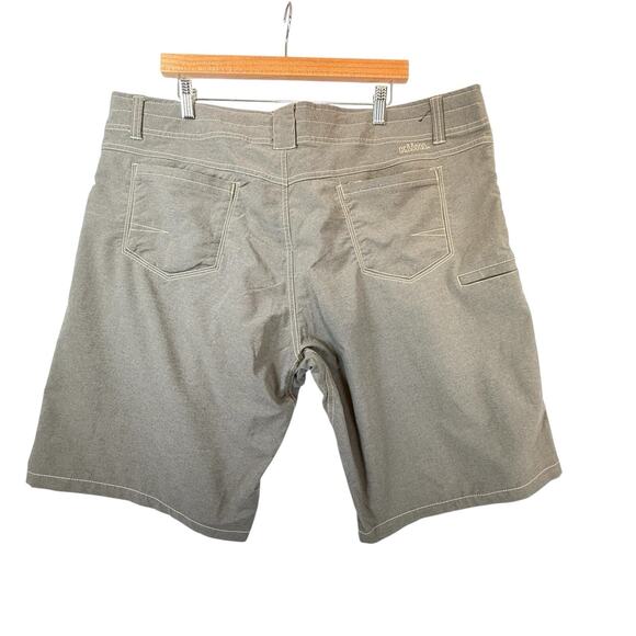 Kuhl Mens SIZE 42 Amphibia Quick Dry Shorts Style # 5129 Dark Gray/Green Khaki - Picture 3 of 11